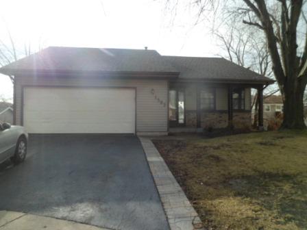 1587 Brookside Dr., Hoffman Estates, IL 60169