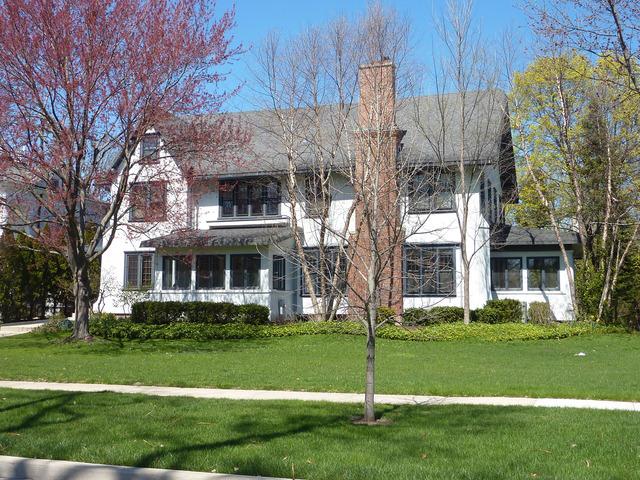 515 Warwick Rd., Kenilworth, IL 60043