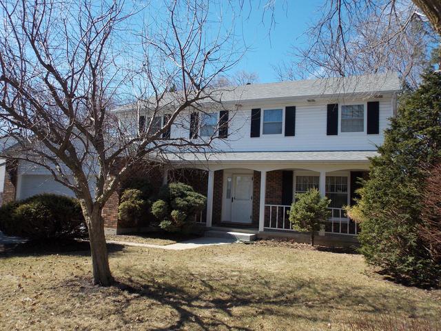 574 Lochwood Dr., Crystal Lake, IL 60012