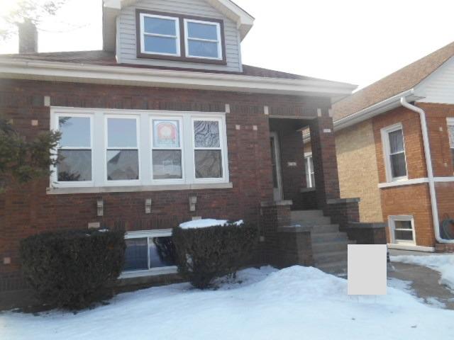 5421 W Melrose St., Chicago, IL 60641