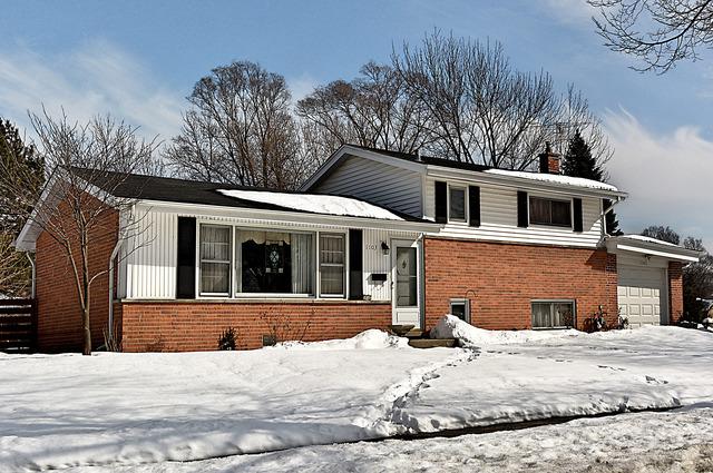 1103 N Brentwood Ln., Mount Prospect, IL 60056
