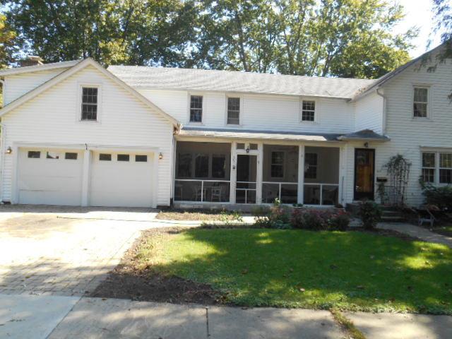 101 Garfield St., Geneva, IL 60134