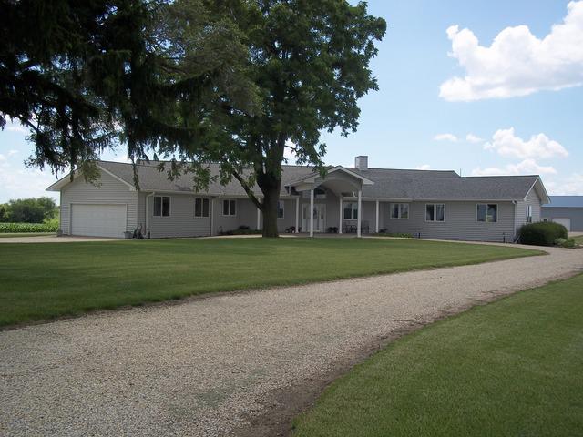 2037 Locust Rd., Steward, IL 60553