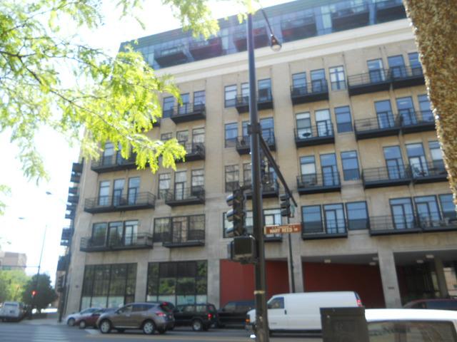1645 W Ogden Ave. #611, Chicago, IL 60612