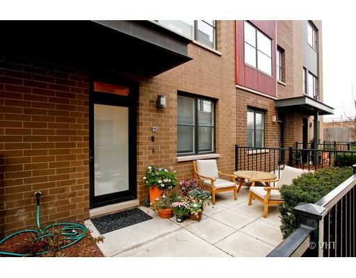 634 W 16th St. #2, Chicago, IL 60608
