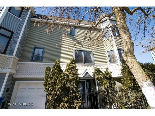 3350 N Racine Ave., Chicago, IL 60657