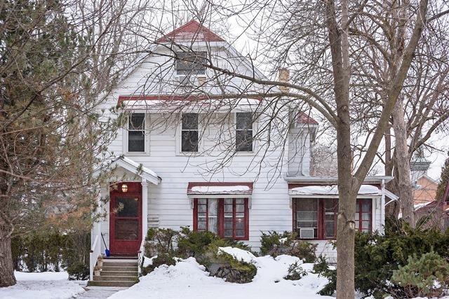 1008 Greenleaf Ave., Wilmette, IL 60091
