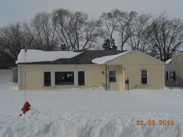 142 Walnut Ct., Mundelein, IL 60060