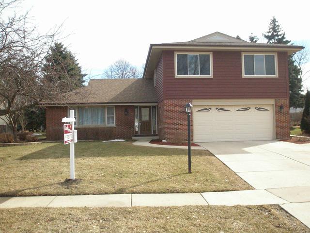 7121 Gold Grove Pl., Darien, IL 60561