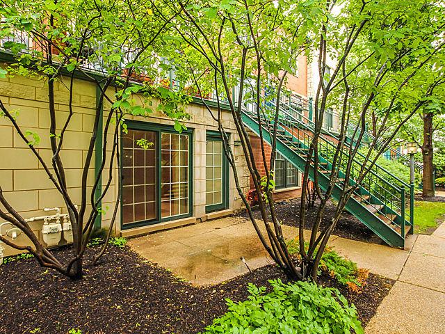 1812 S State St. #22, Chicago, IL 60616