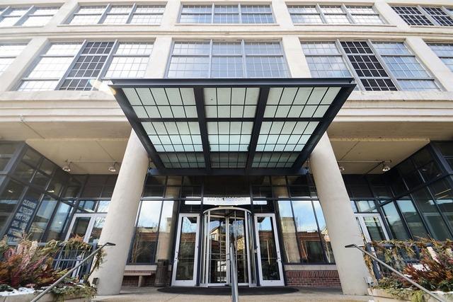 900 N Kingsbury St. #1020, Chicago, IL 60610