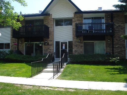 1B Kingery Quarter #205, Willowbrook, IL 60527