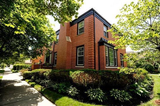 3521 W Ardmore Ave., Chicago, IL 60659