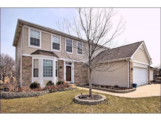989 Westgate Dr., Aurora, IL 60506