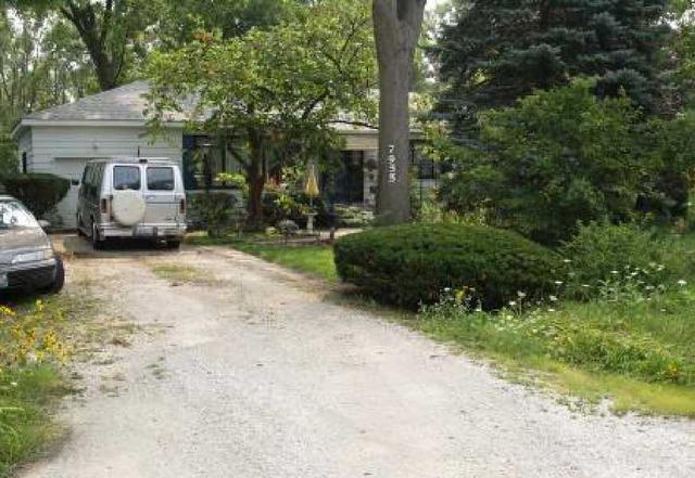 7955 Howard Ave., La Grange, IL 60525
