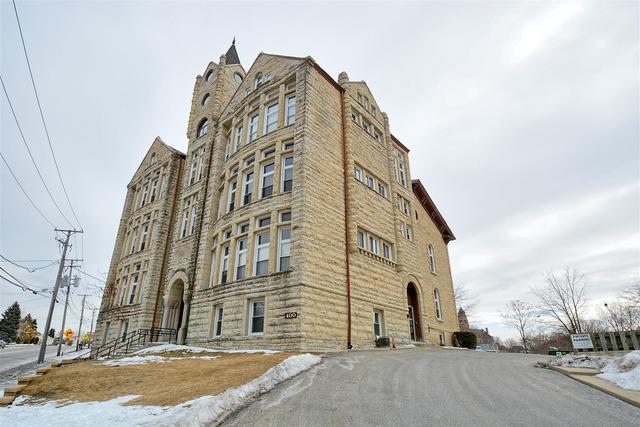 400 Mccarthy Rd. #418, Lemont, IL 60439