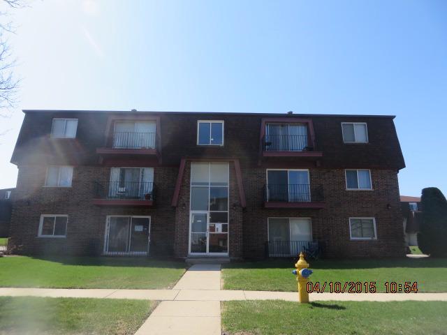 7111 166th St. #2C, Tinley Park, IL 60477