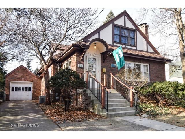 684 Highland Ave., Glen Ellyn, IL 60137