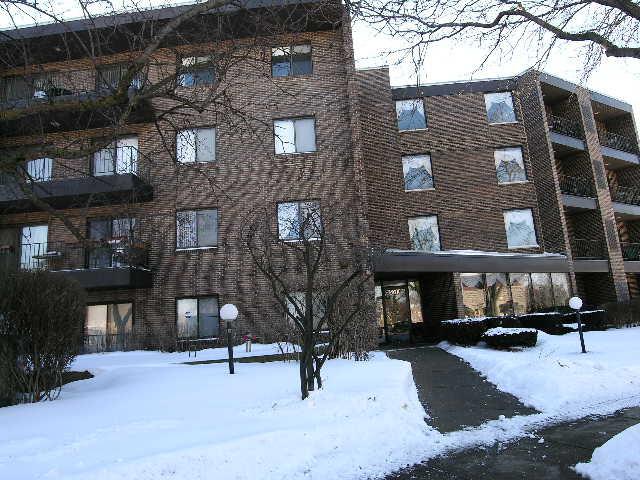 5019 Mulford St. #305, Skokie, IL 60077