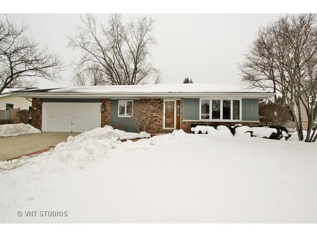 965 Blackburn St., Gurnee, IL 60031