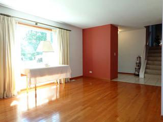 1205 Greentree Ct., Libertyville, IL 60048