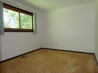 1205 Greentree Ct., Libertyville, IL 60048