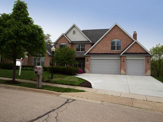 650 Haven Dr., Barrington, IL 60010