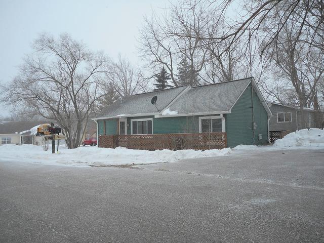 5216 West Ln., Mchenry, IL 60050