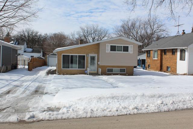 110 N Tatge Ave., Bartlett, IL 60103