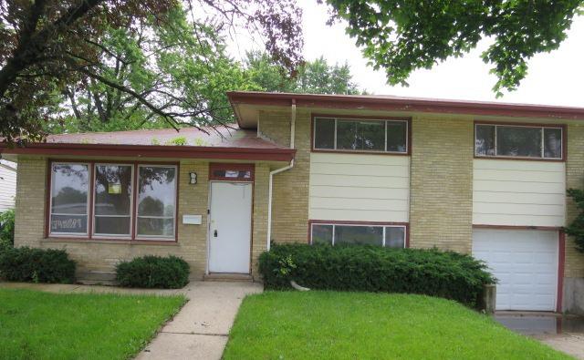 705 N Forest Ave., Mount Prospect, IL 60056