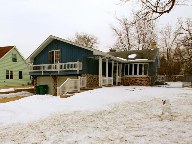 18157 W Avon Ct., Grayslake, IL 60030