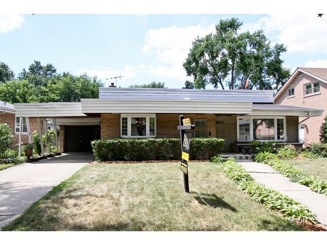 9820 S 50th Ct., Oak Lawn, IL 60453