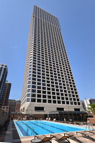 1030 N State St. #12C, Chicago, IL 60610