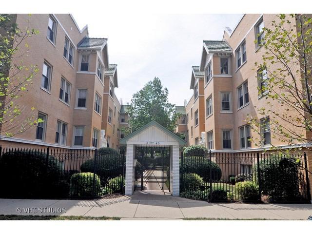 3129 W Palmer Sq. #1, Chicago, IL 60647