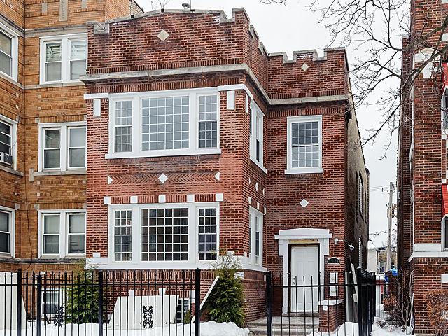 7925 S Champlain Ave., Chicago, IL 60619