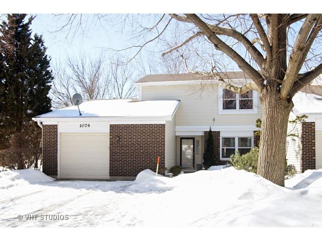 1074 Stonehedge Dr., Schaumburg, IL 60194