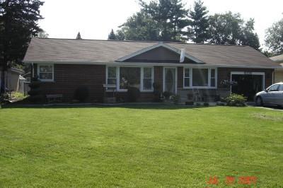 8191 Hess Ave., La Grange, IL 60525