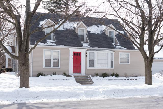 1340 Park Manor Pl., Aurora, IL 60506