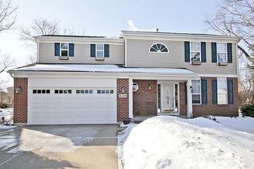 618 Pinehurst Dr., North Aurora, IL 60542