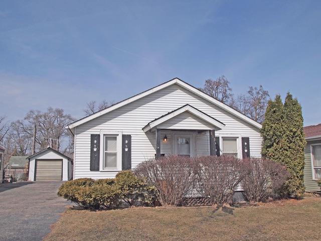 815 W Park Ave., Aurora, IL 60506