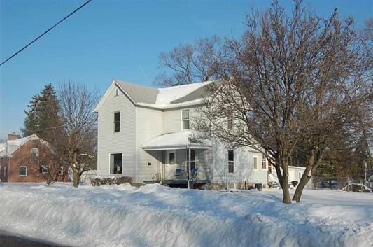 502 E Brayton Rd., Mount Morris, IL 61054