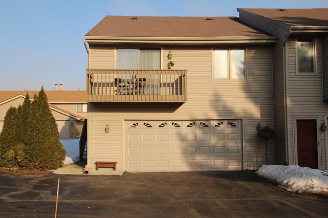7440 Colosseum Dr. #12, Rockford, IL 61107
