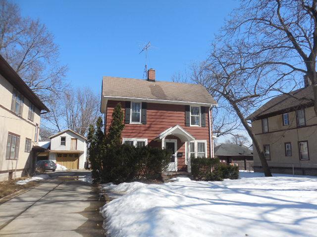 523 Oak Ave., Aurora, IL 60506