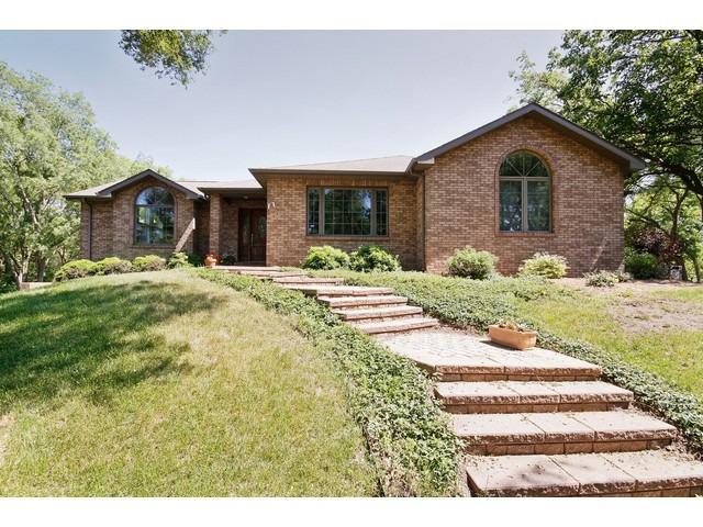 3830 N Dwight Rd., Morris, IL 60450
