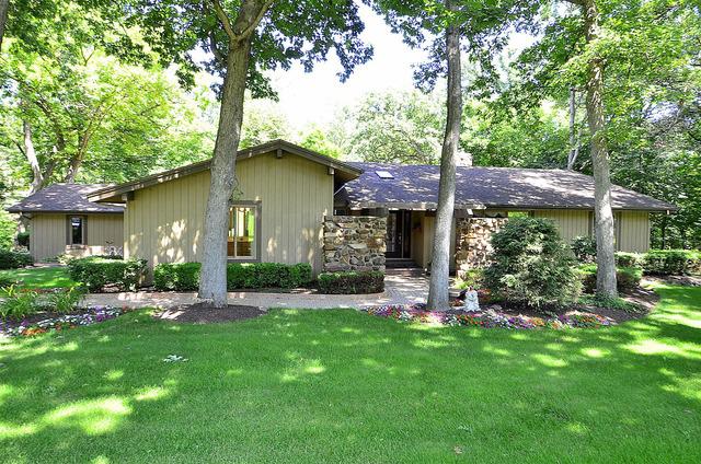 5N553 Jens Jensen Ln., St. Charles, IL 60175