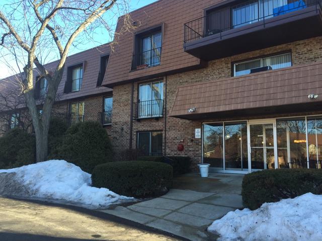 3900 Dundee Rd. #202, Northbrook, IL 60062