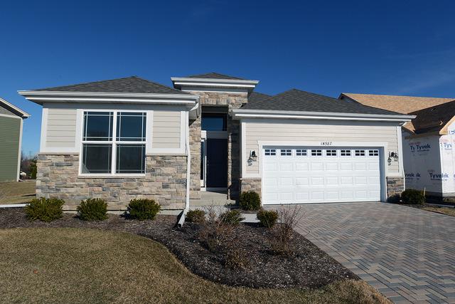 1N587 Golf View Ln., Winfield, IL 60190