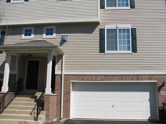 1960 Indian Hill Ln., Aurora, IL 60503