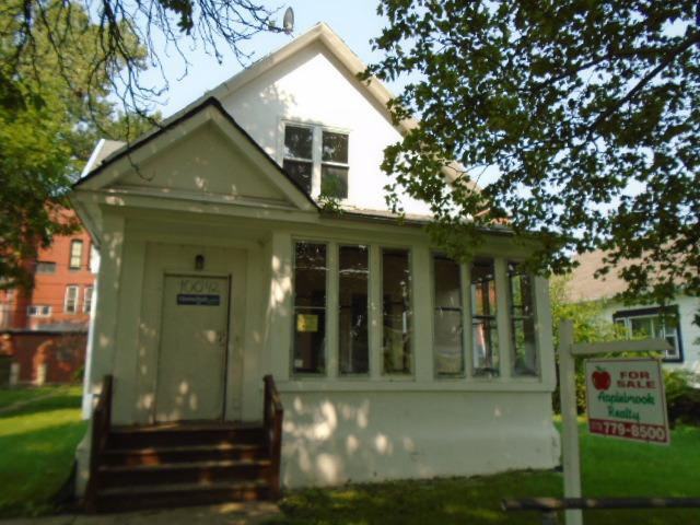 10042 S Lowe Ave., Chicago, IL 60628