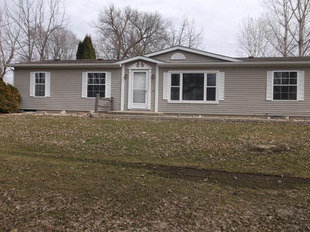 106 Sycamore St., Malden, IL 61337